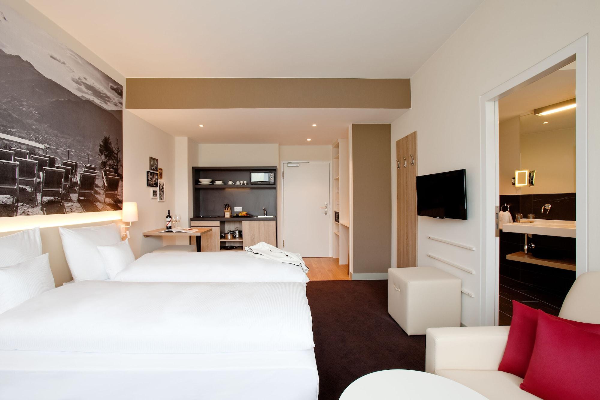 Hotel Vienna House Easy By Wyndham 4*