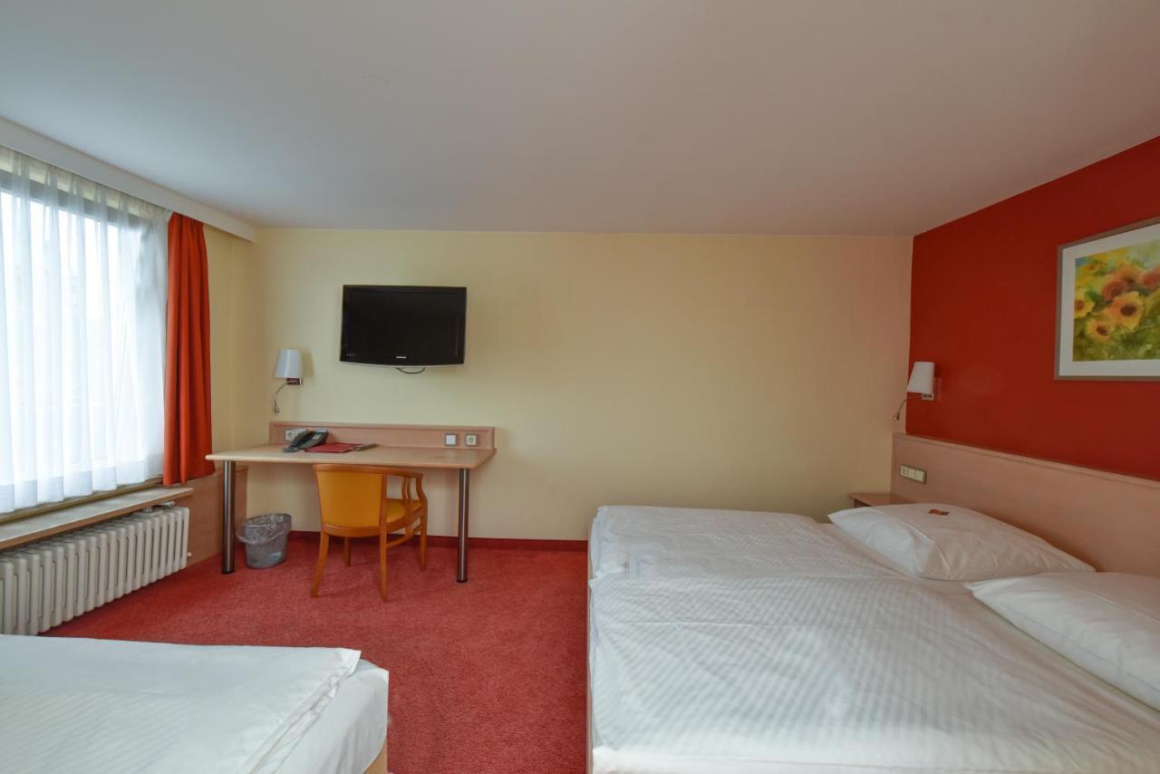 Adria Hotel 3*