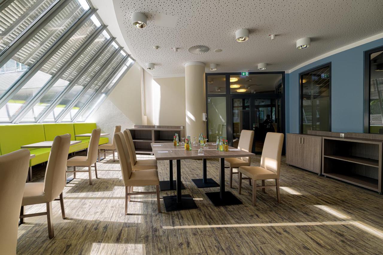Tulip Messe Hotel 4*