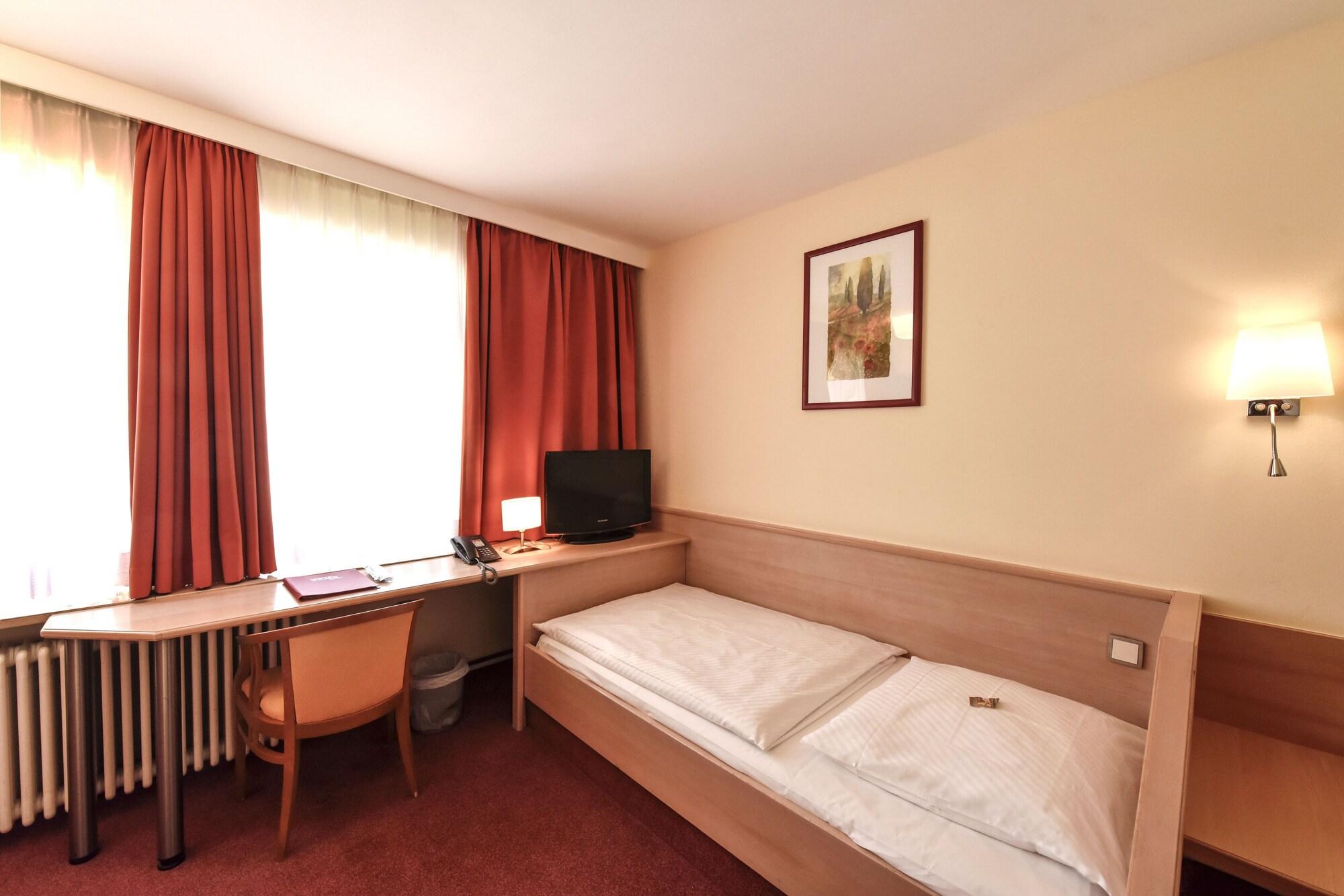 Hotel Adria Munich