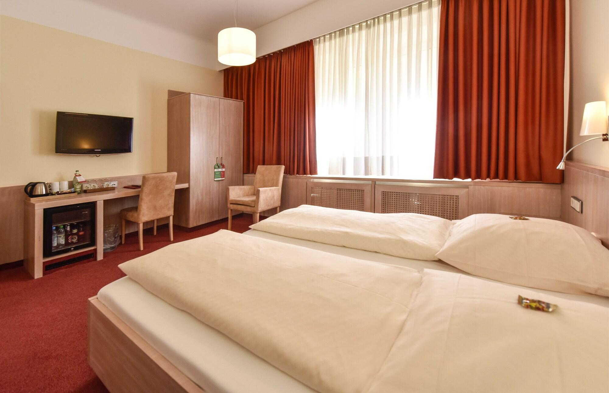 Adria Hotel