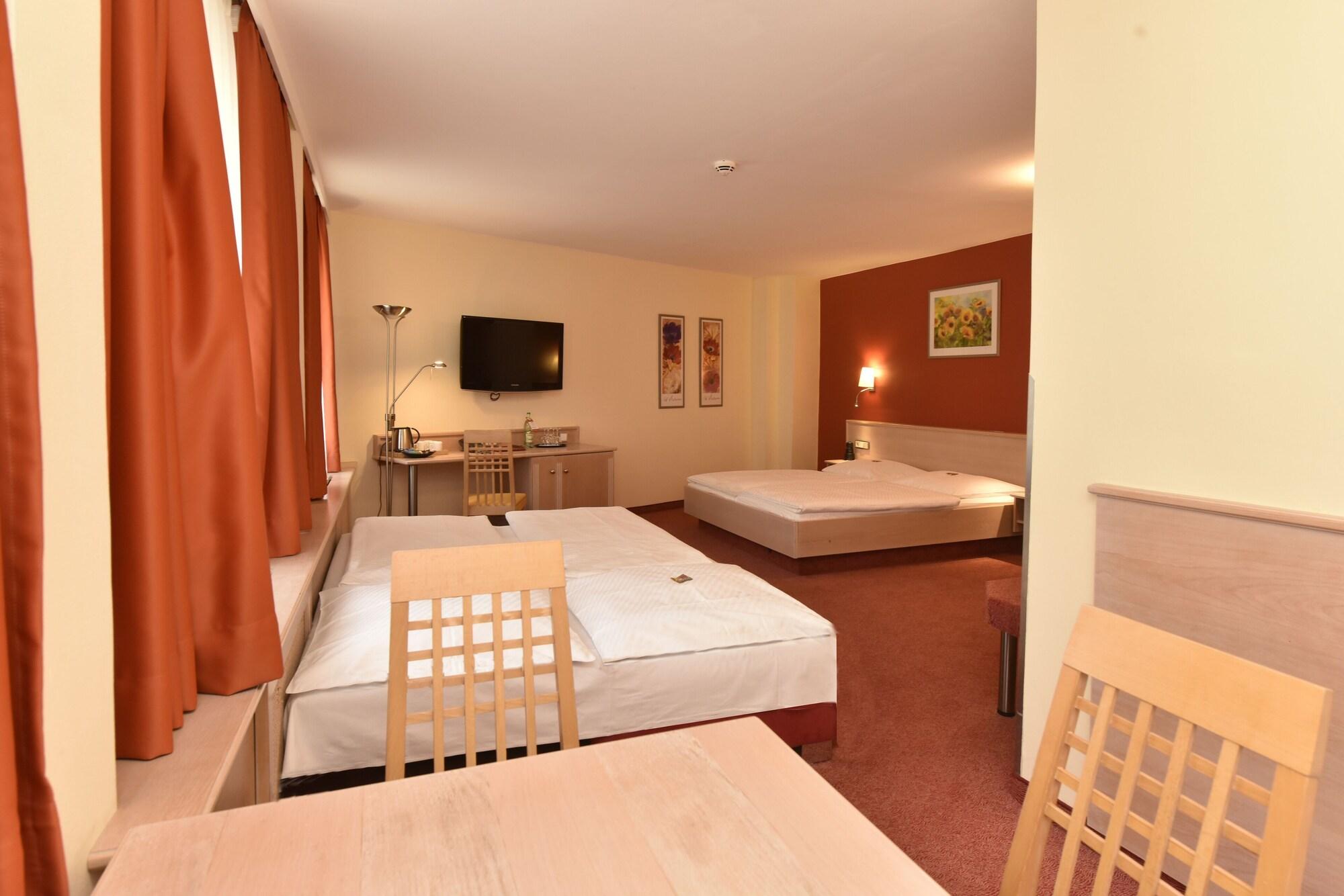 Adria Hotel Munich