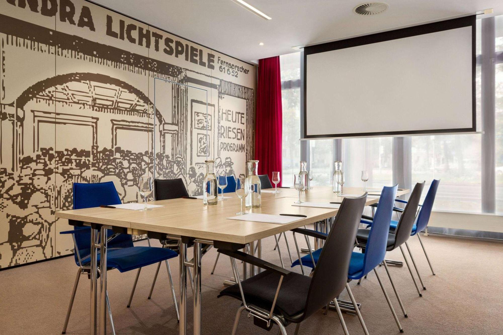 Vienna House Easy By Wyndham Hotel 4*
