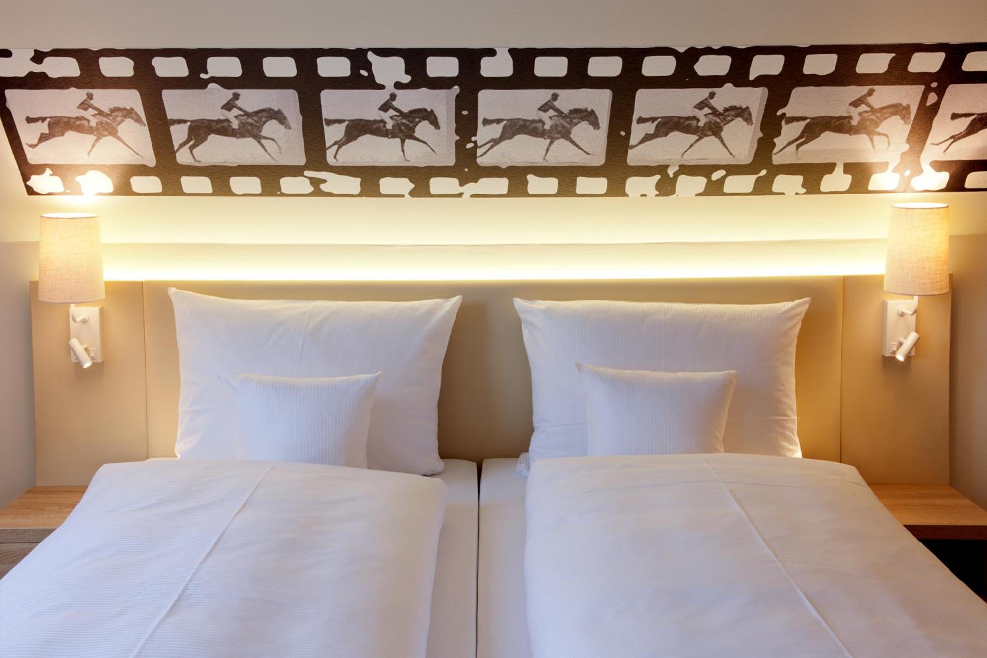 Hotel Vienna House Easy By Wyndham 4*
