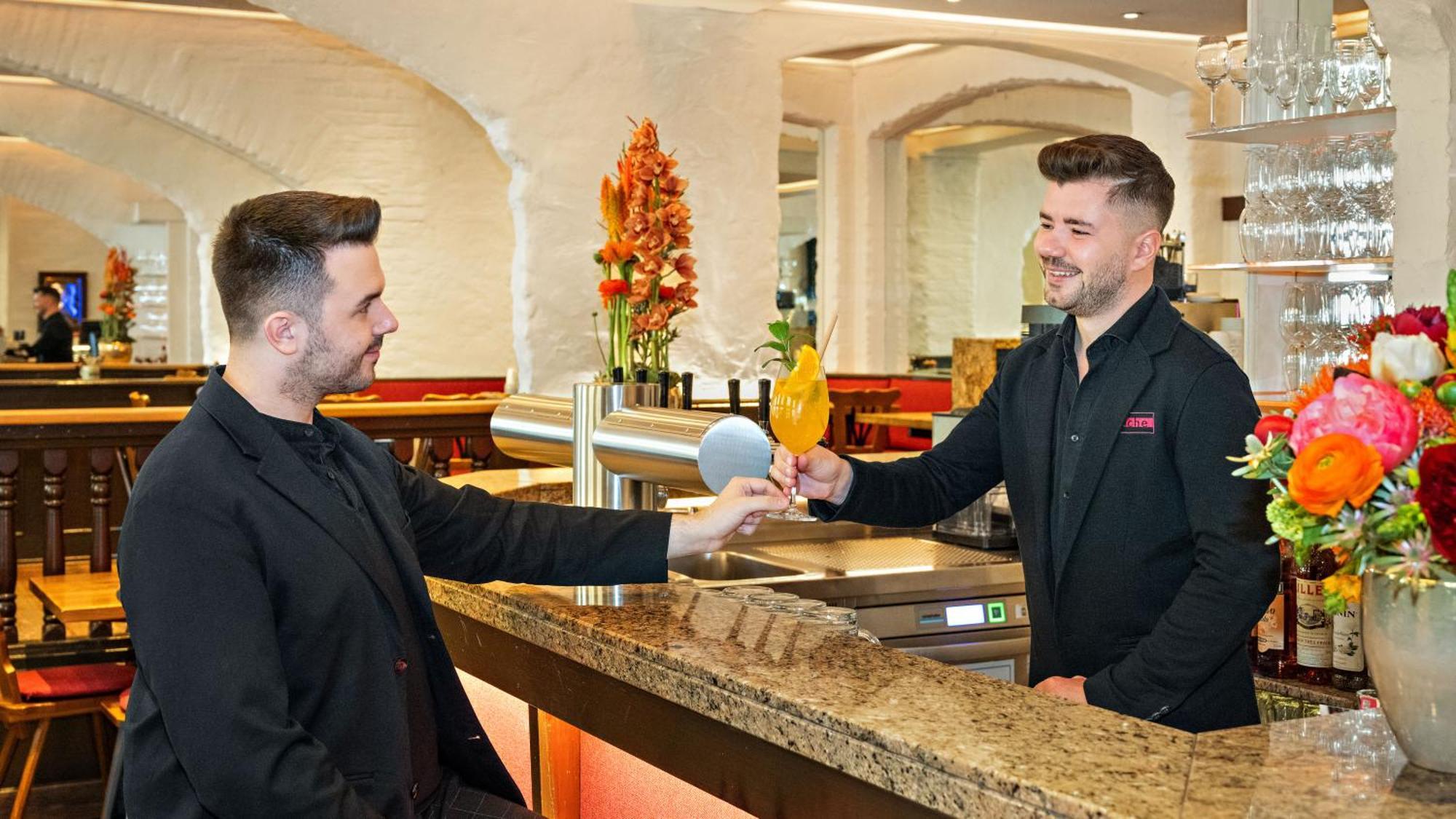 Hotel Deutsche Eiche 3*