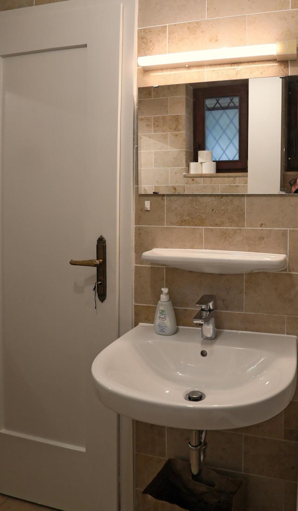10 Min Subway U-bahn To Marienplatz 130 M2 - 4br - 2bath Apartamento Munique