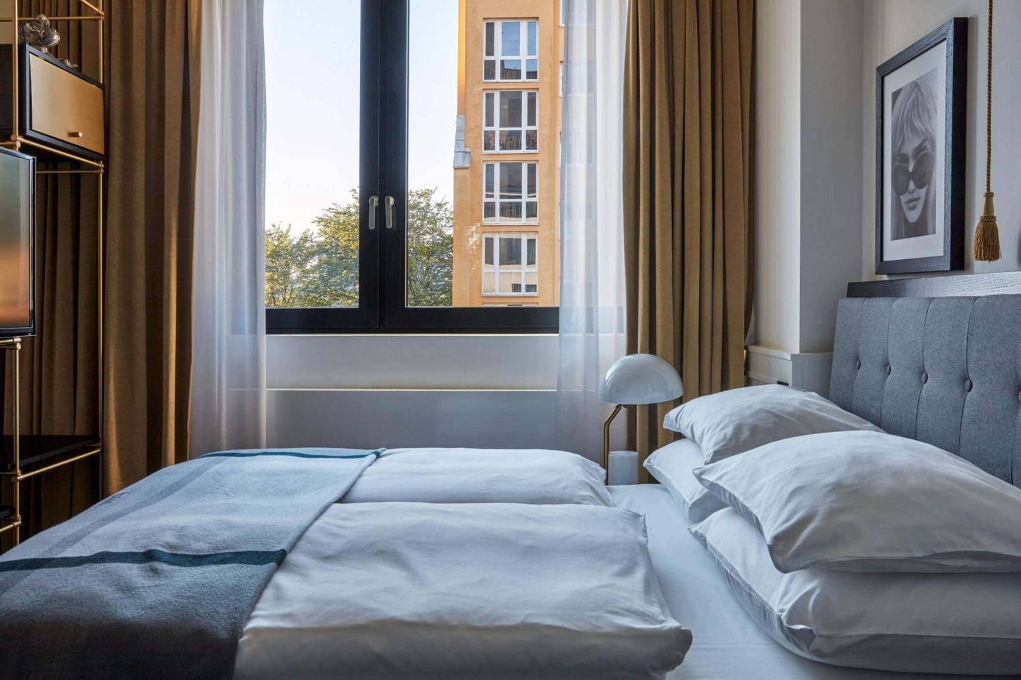 Roomers Munich, Autograph Collection Hotel 5*