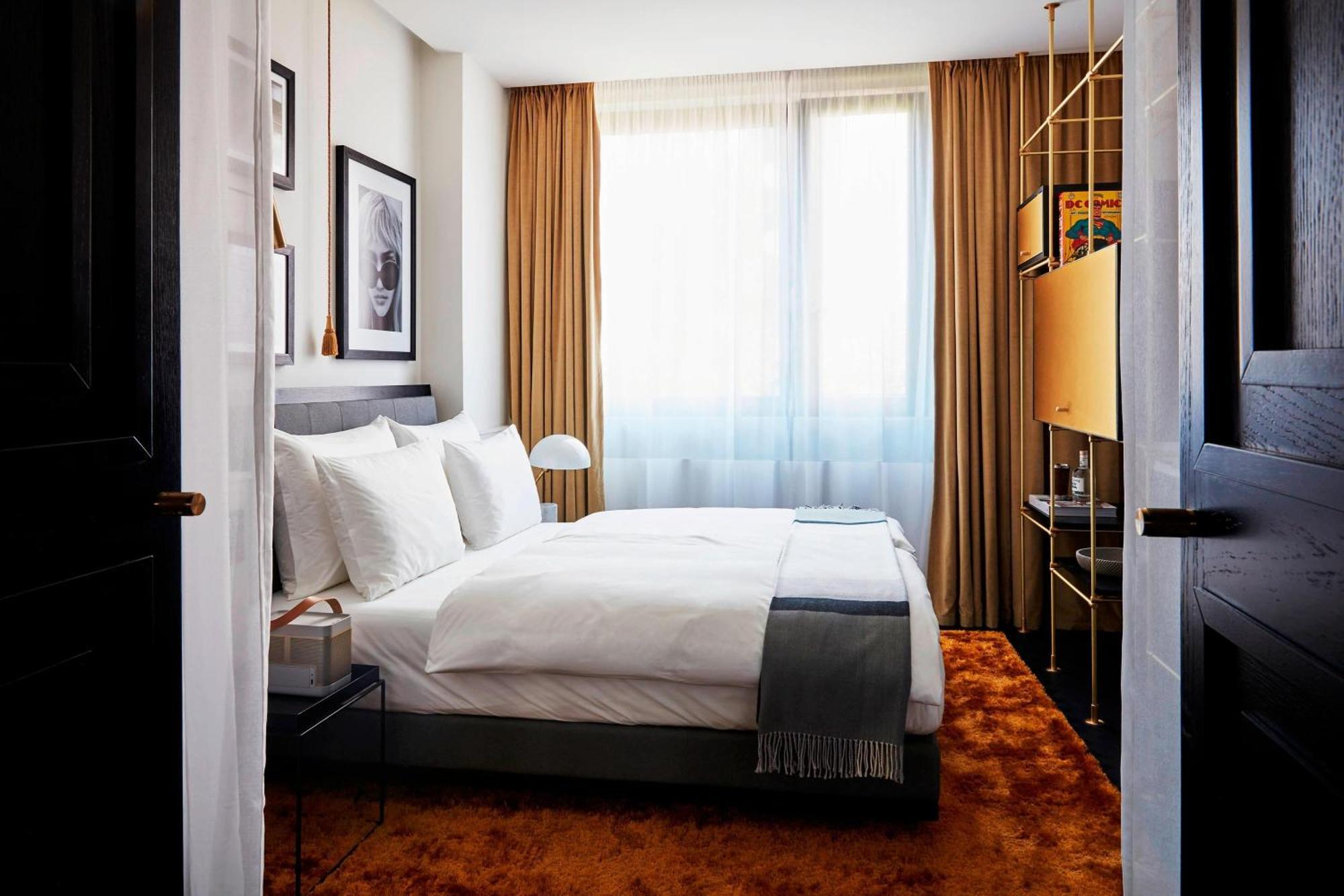 Roomers Munich, Autograph Collection 5* Munich