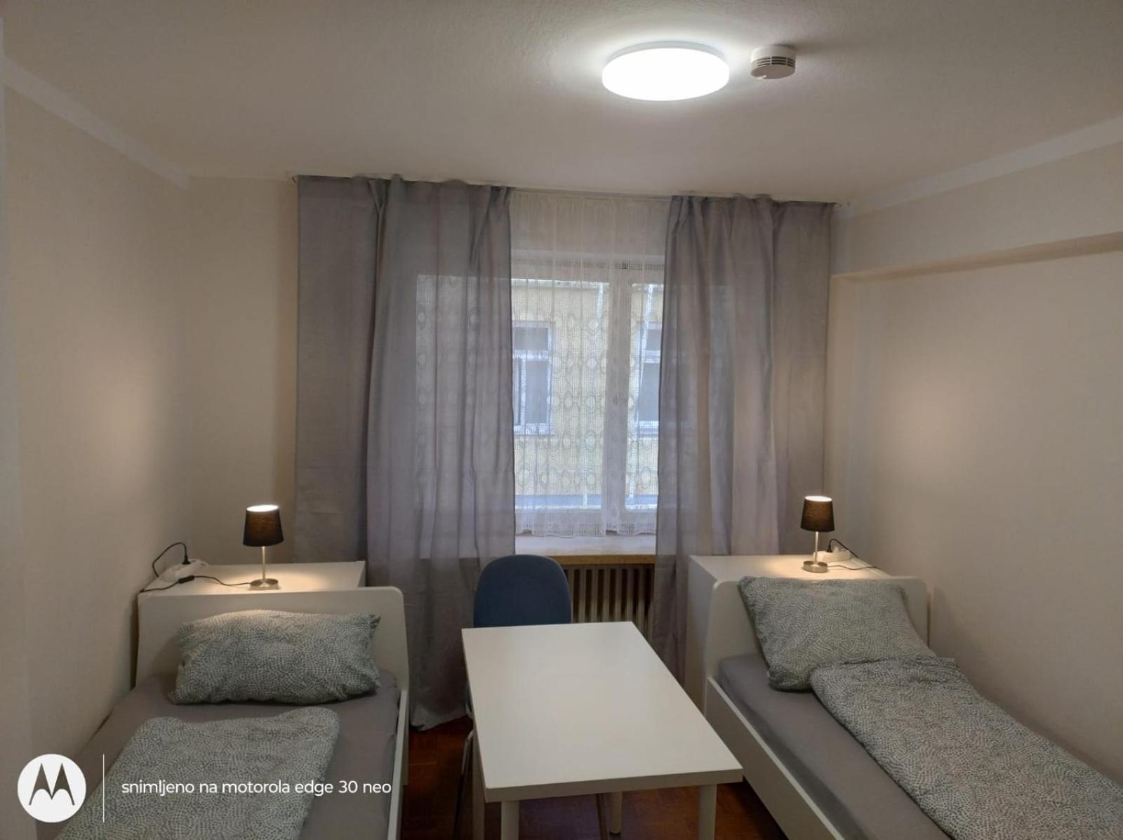 Apartment Zentrale Lage, Schoene 2 Zimmer, Voll Ausgestattet! Munich