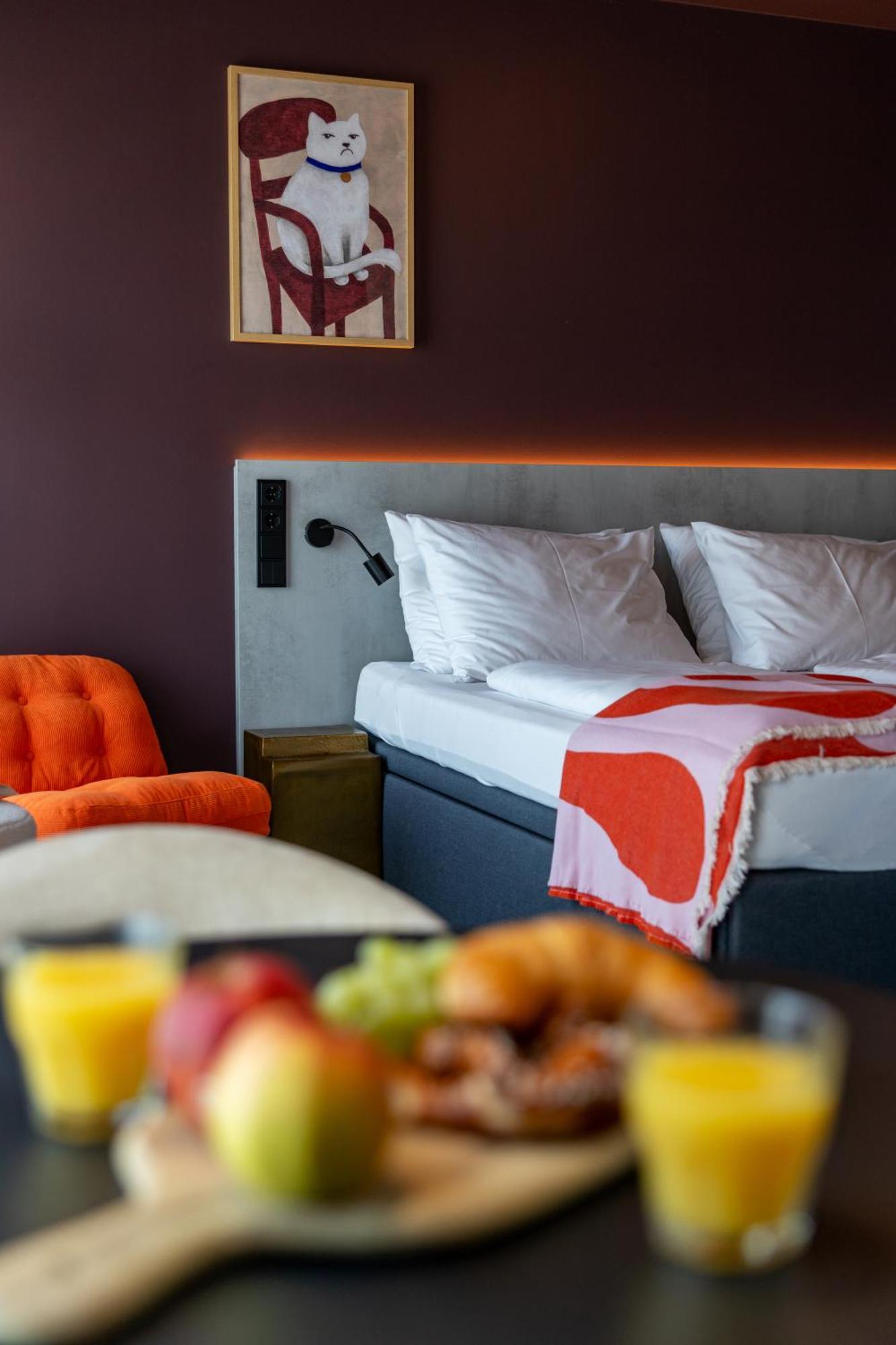 Aparthotel Kalm - East 4*