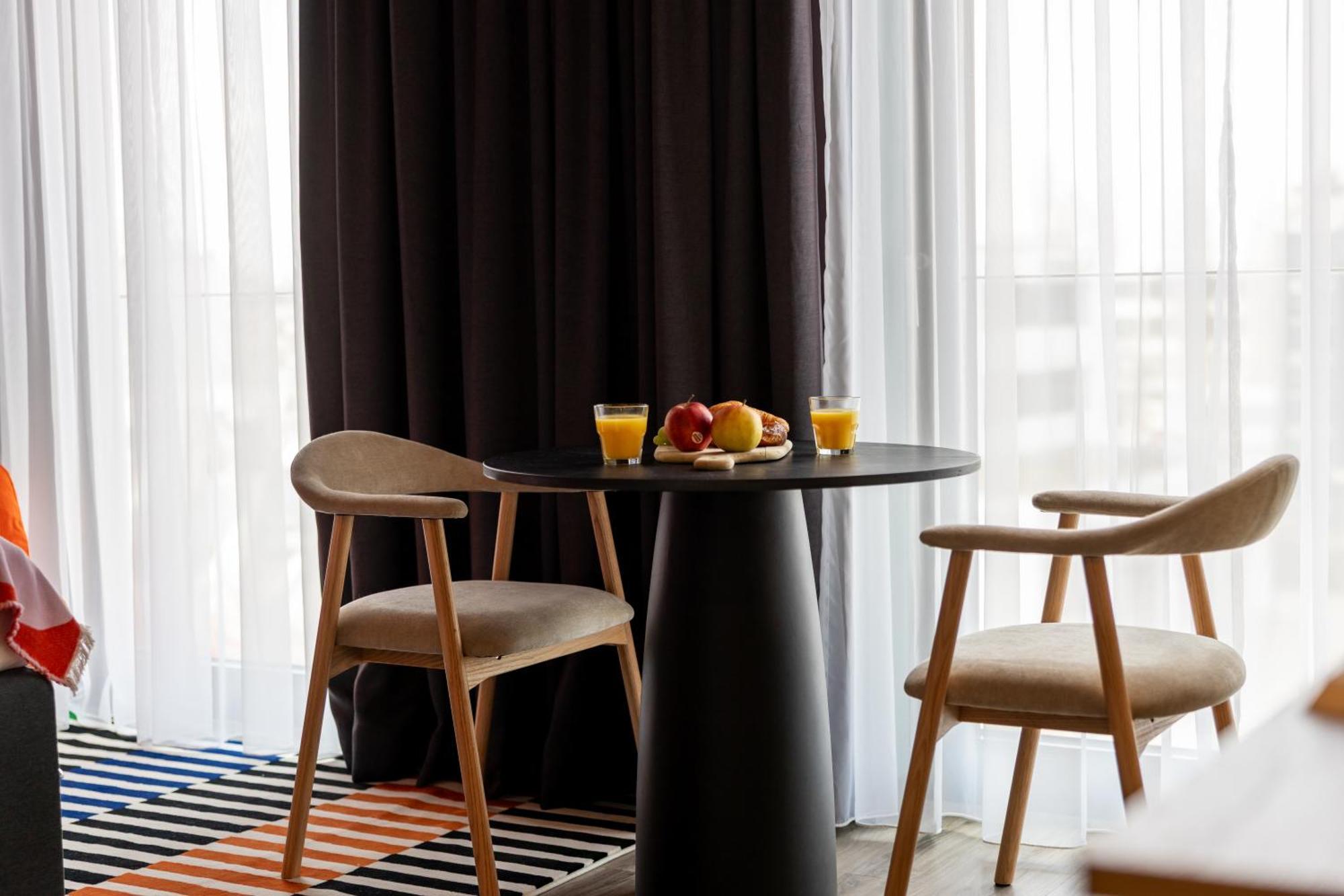 Aparthotel Kalm - East 4*