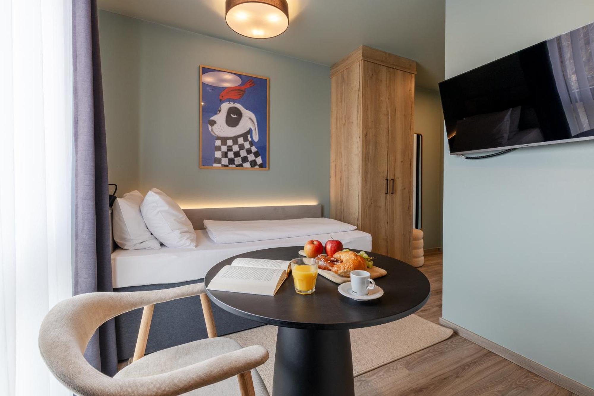 Kalm - East Aparthotel Munique