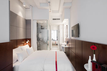 Hotel Ruby Lilly