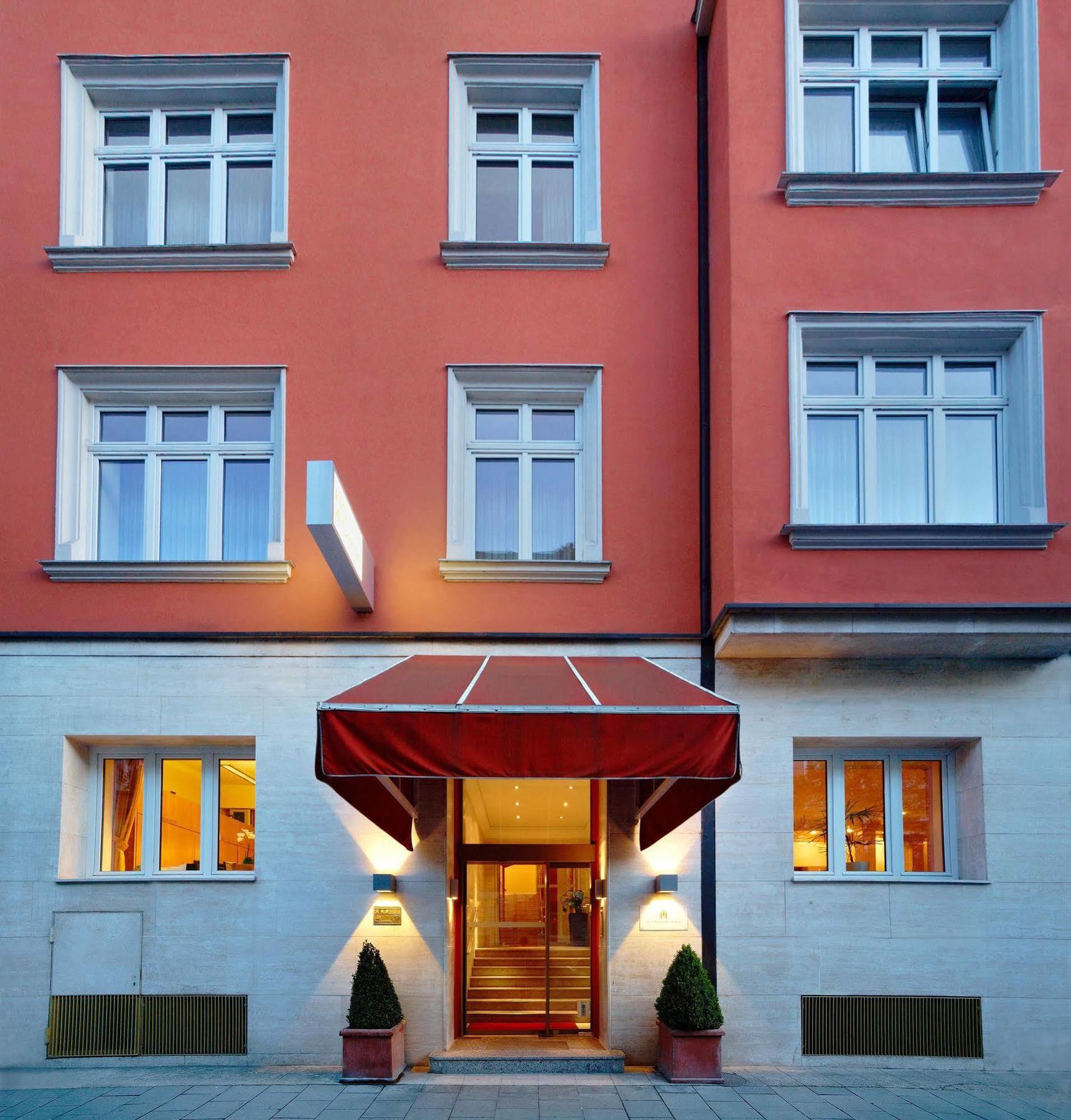 Hotel Adria 3*