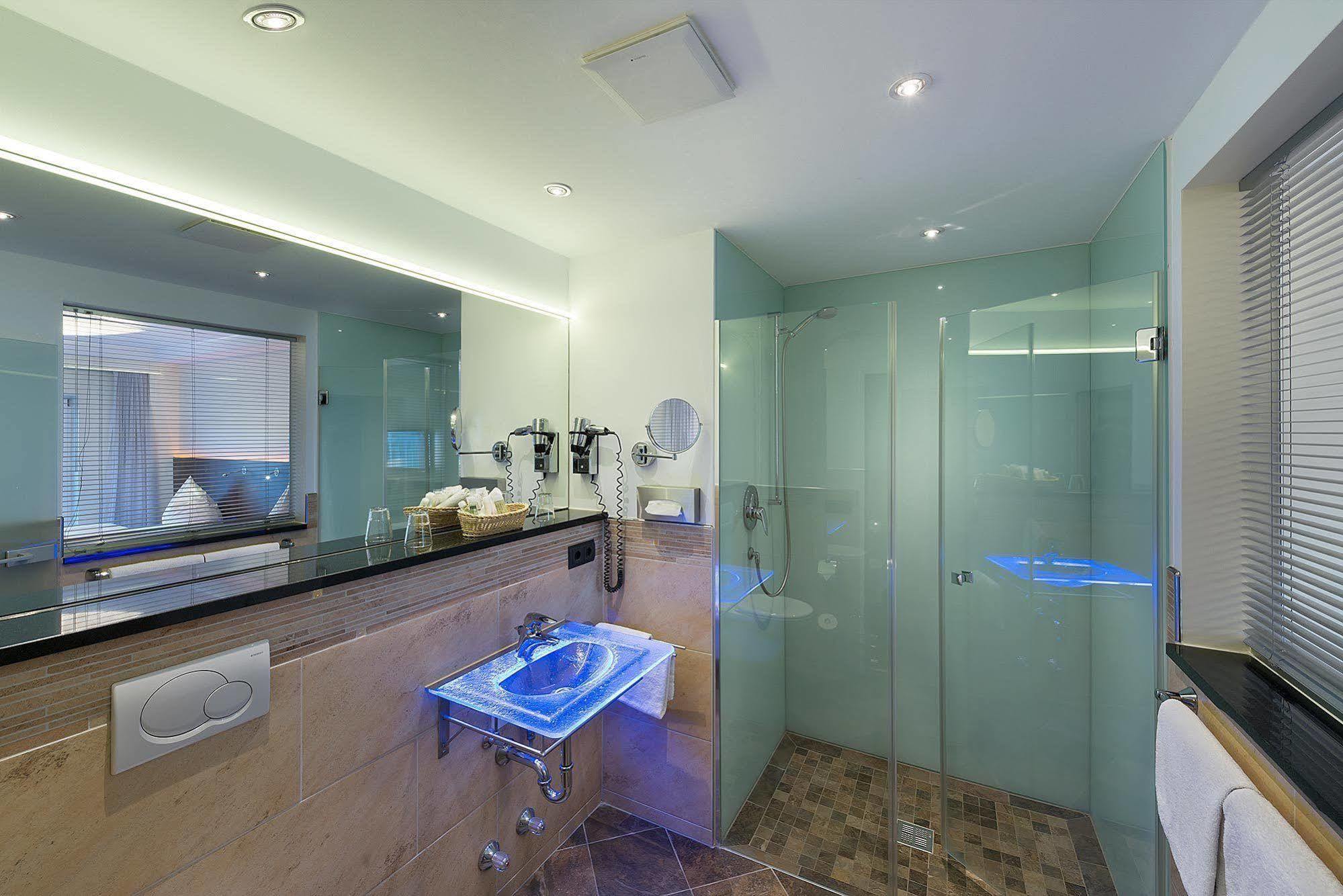 Hotel Deutsche Eiche 3*