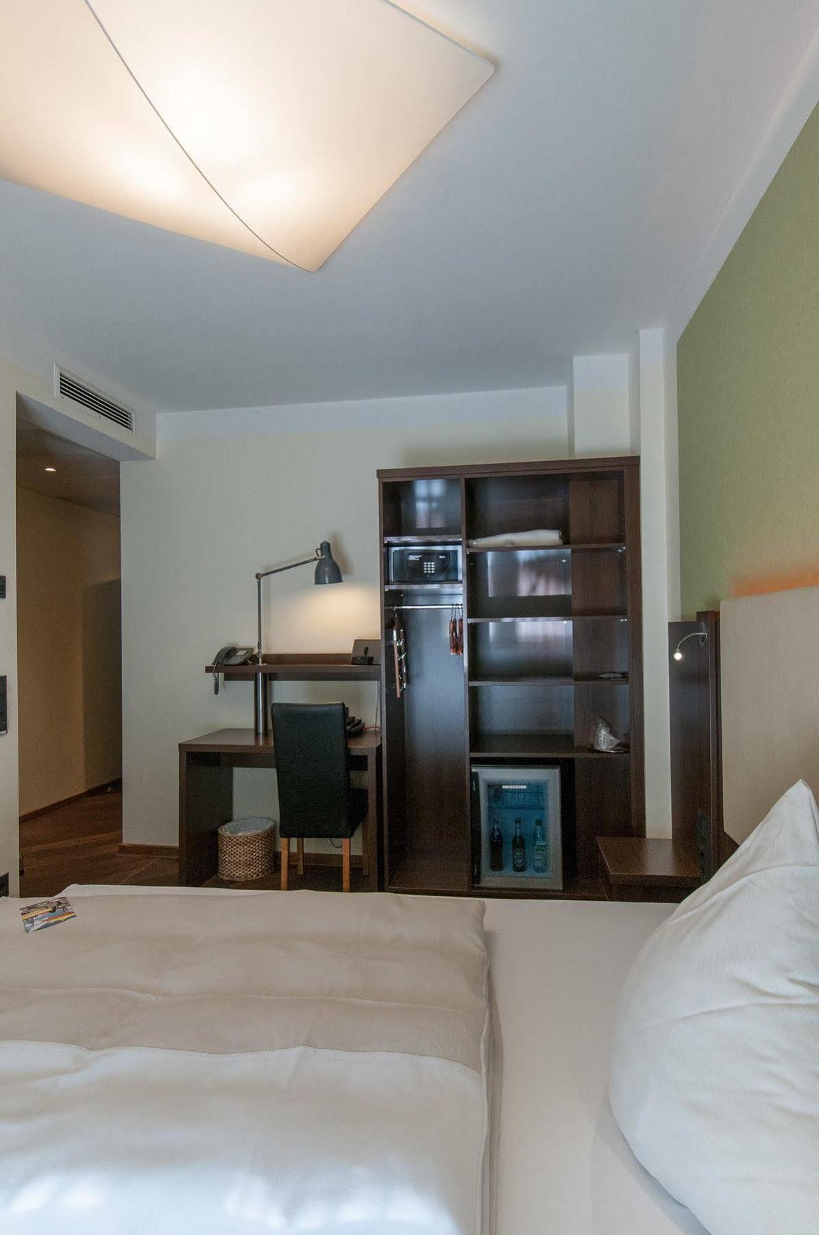 Deutsche Eiche Hotel 3*