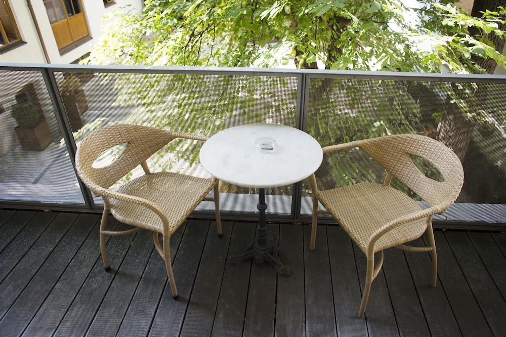 Hotel Deutsche Eiche 3*