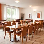 Gastehaus Olympia Reitanlage Munchen-Riem