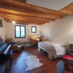 Atelier & Gardenhouse Glamping