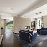 5Bdr Relaxing Home With Private Pool