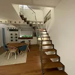 Rooftop Loft Flat For 4 Guests