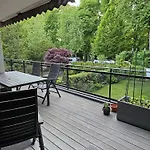 Wunderschoene, 5 Zimmerwohnung, Mit Grosser Terrasse