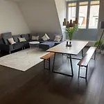 City-Apartment With Private Rooftop Terrace