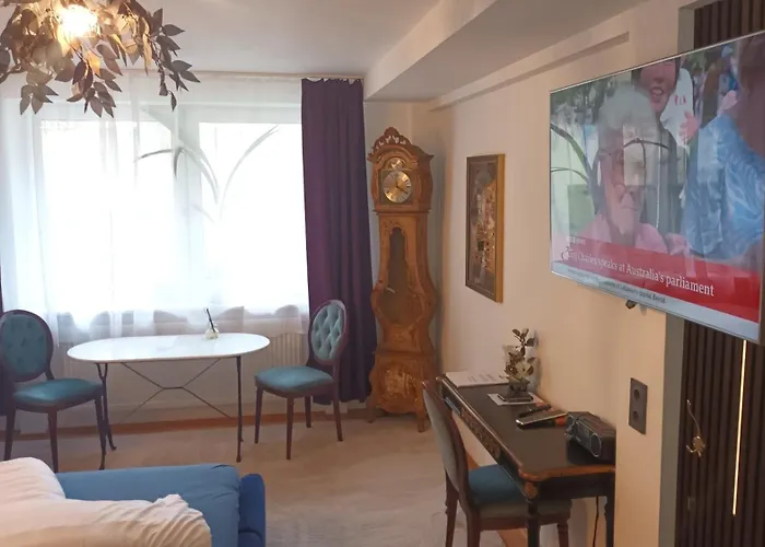 Stilvolles Appartement Im Zentralen Schwabing - Innenstadt