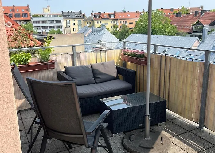 City-Apartment With Private Rooftop Terrace