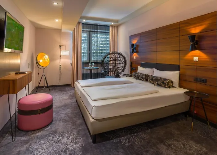 Elaya Hotel Munich City