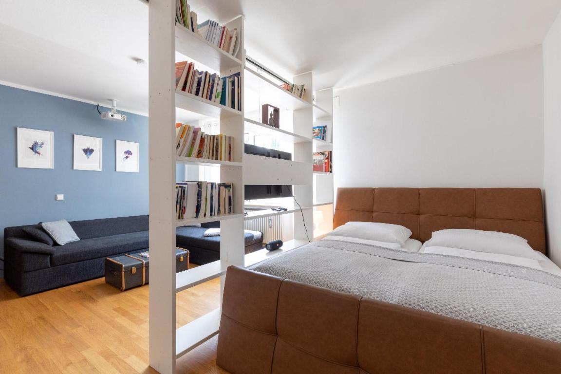 Mozart Apartment Munich
