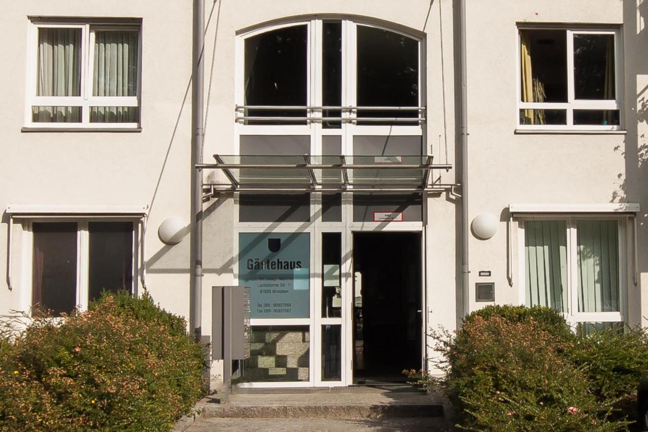 Bed & Breakfast Gastehaus Olympia Reitanlage Munchen-riem *