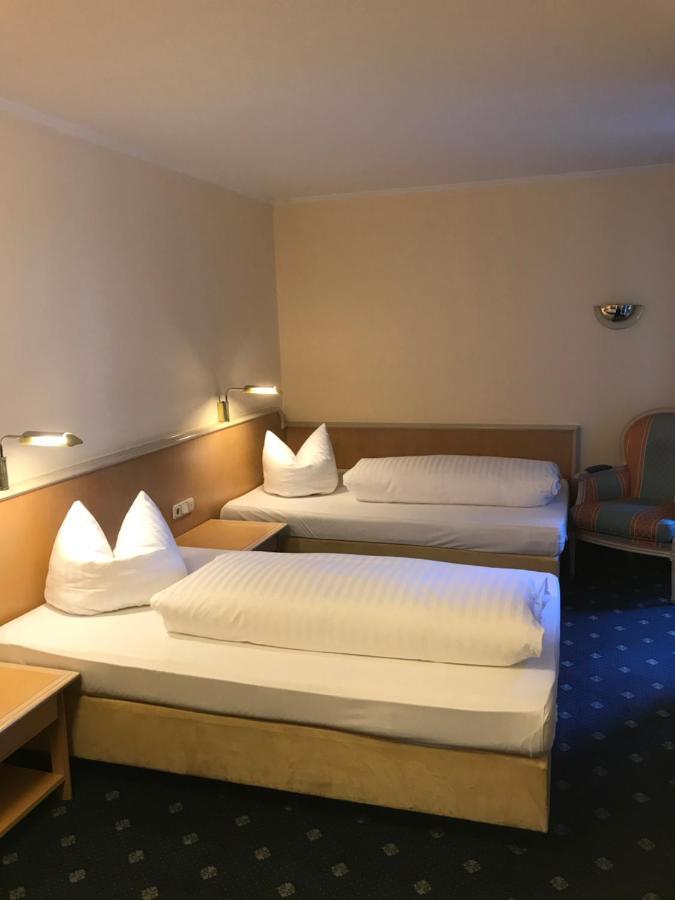 Ambiente Garni 3* Munique