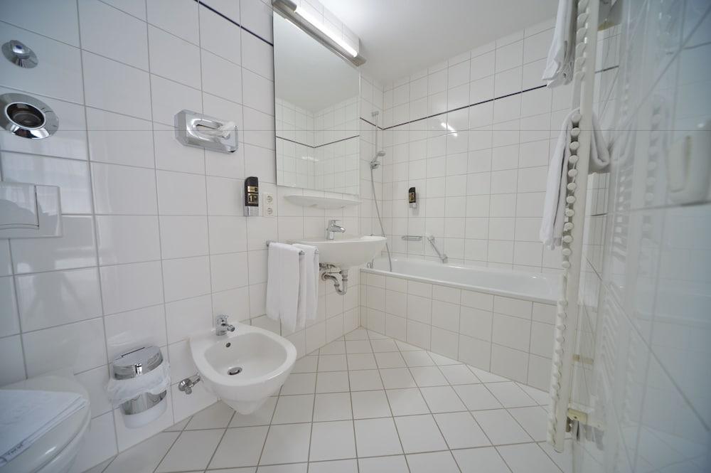 Bayer's Boardinghouse Und Aparthotel Munich