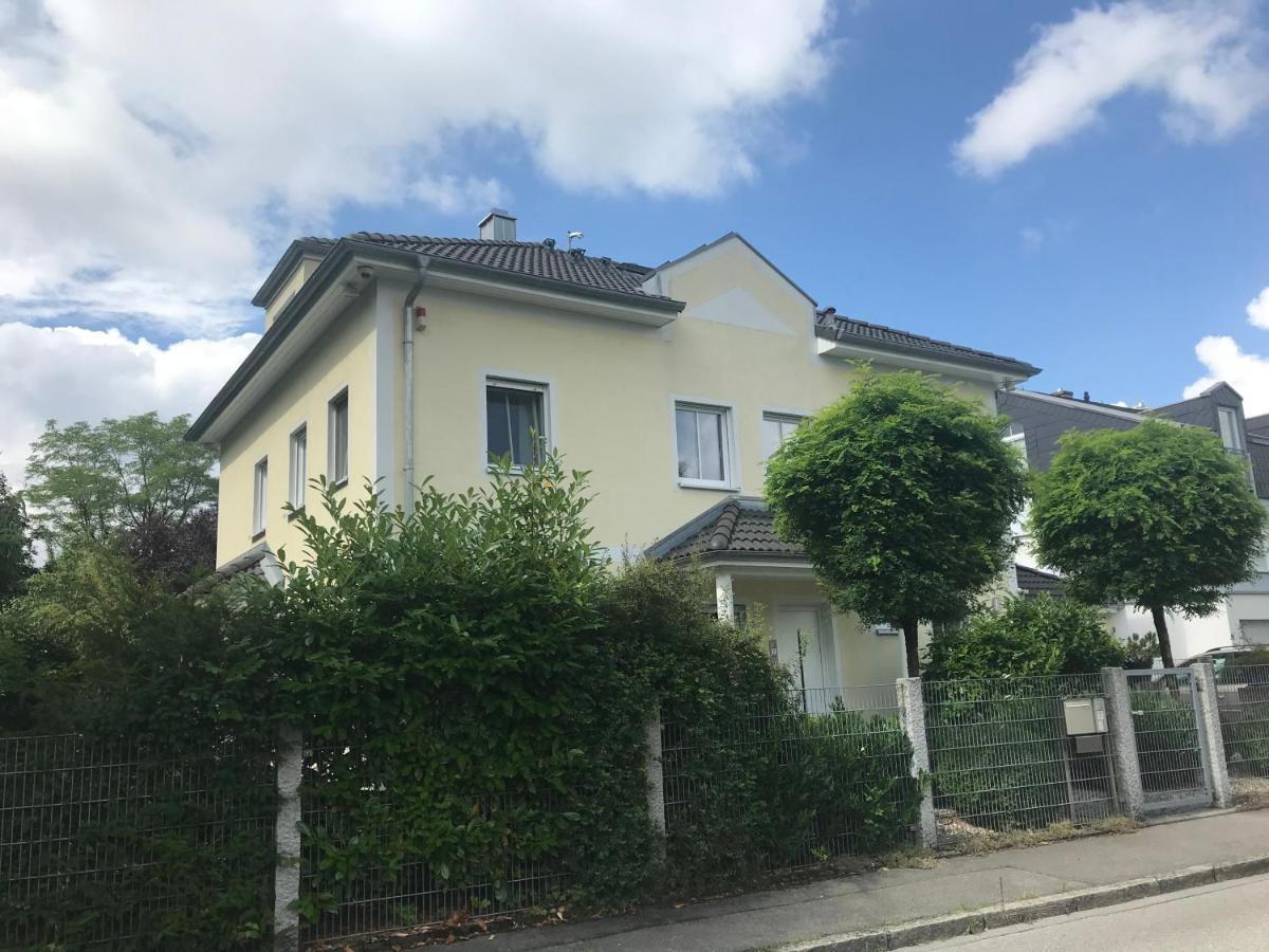 Helle Souterrainwohnung Mit Komfort Apartment *