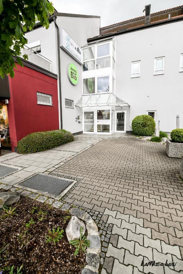 Hotel Blutenburg 3*