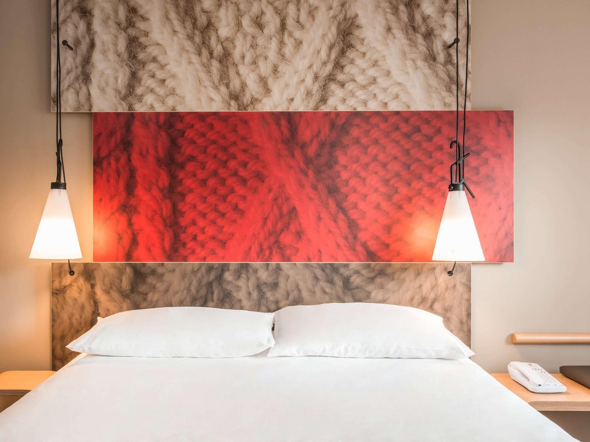 Hotel Ibis Ost 2*