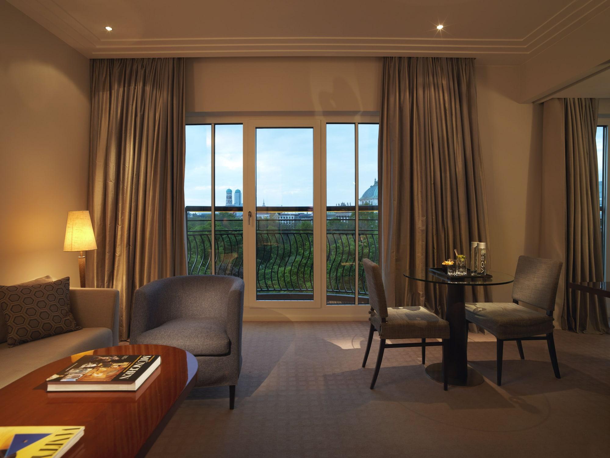 Rocco The Charles Hotel 5*