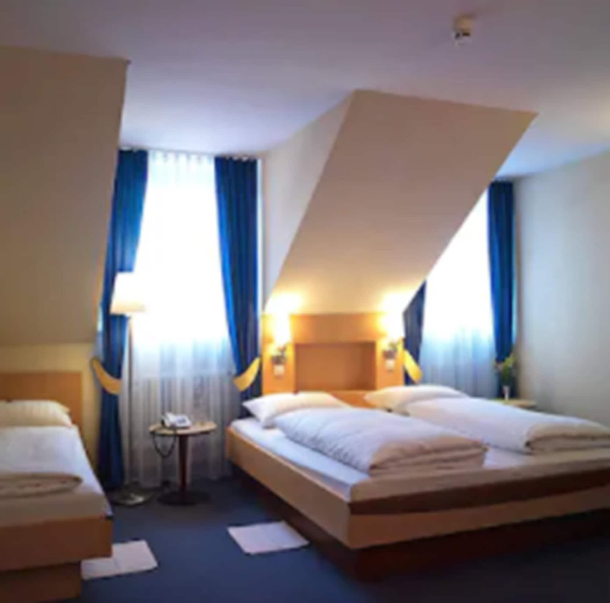 Hotel Hauser An Der Universitaet Munich