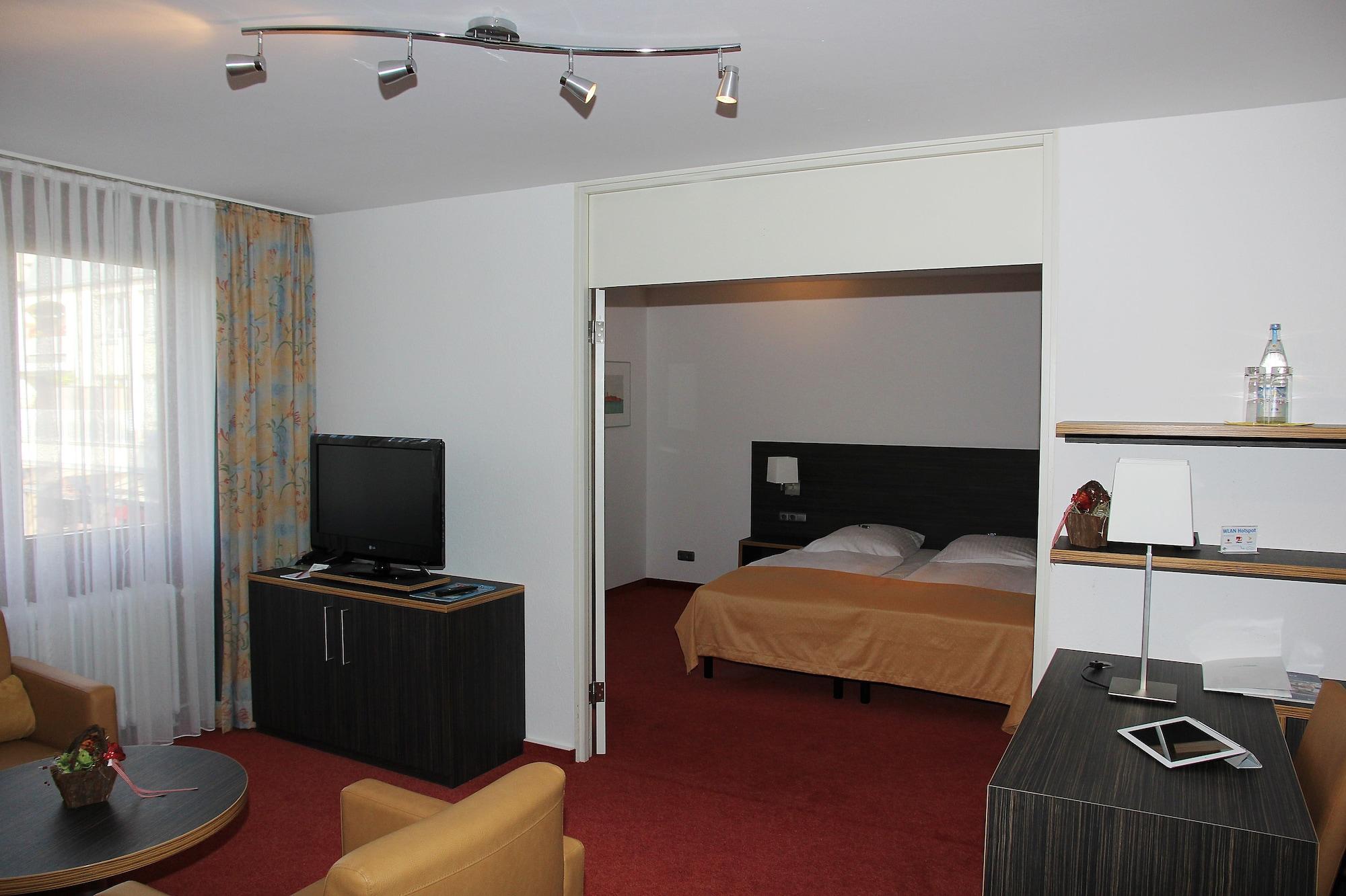 Gaestehaus Forum Am Westkreuz Aparthotel 3*