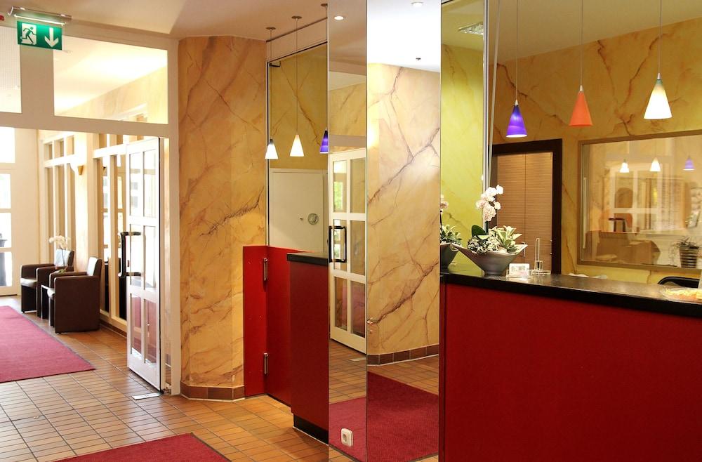 Gaestehaus Forum Am Westkreuz Munich
