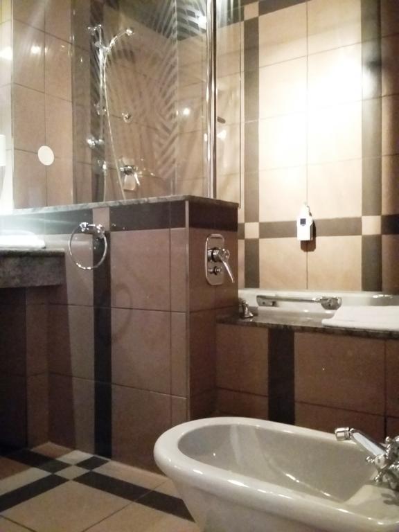 Asam Hotel 4*