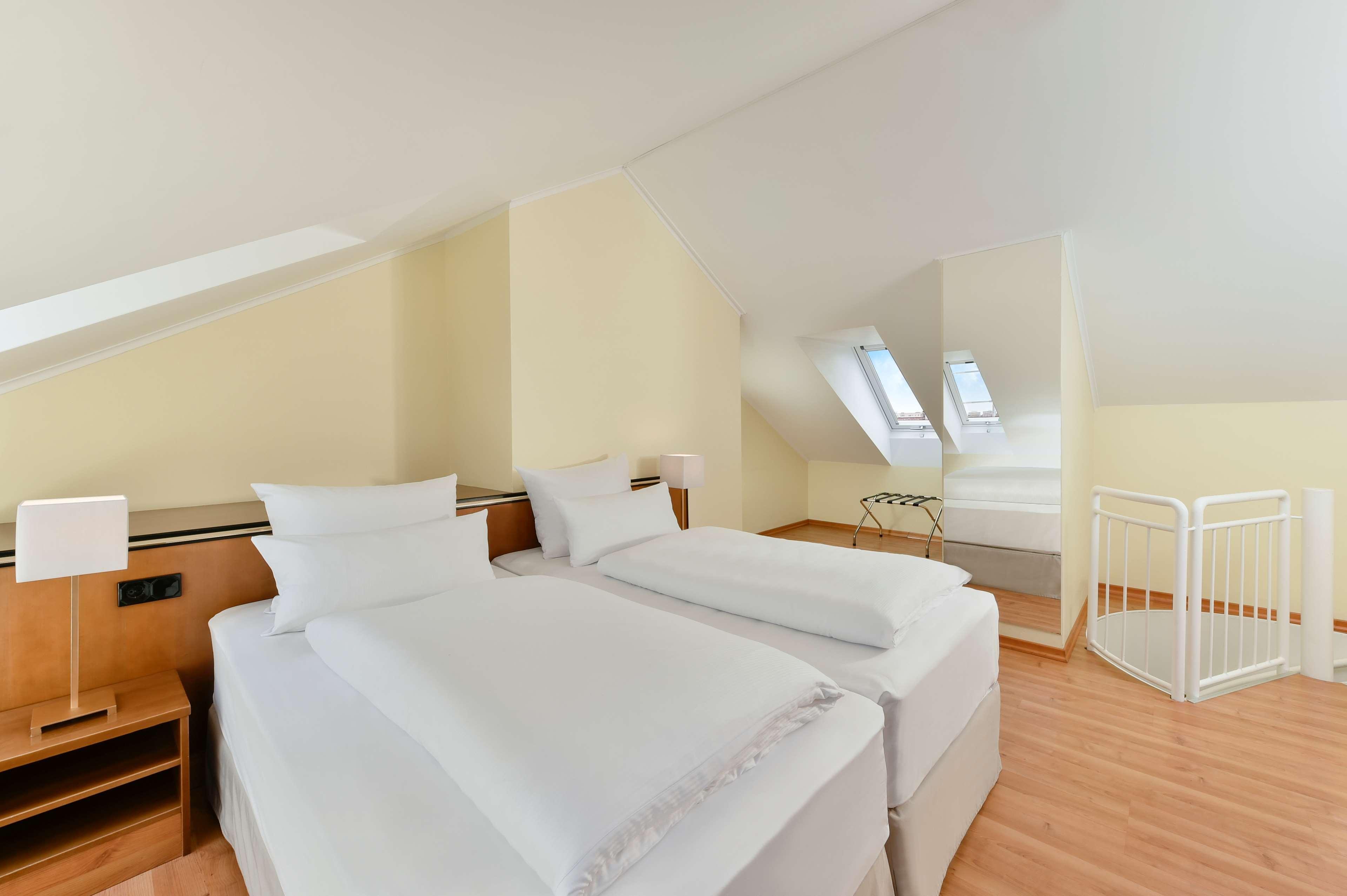Nh City Sued Hotel 3*