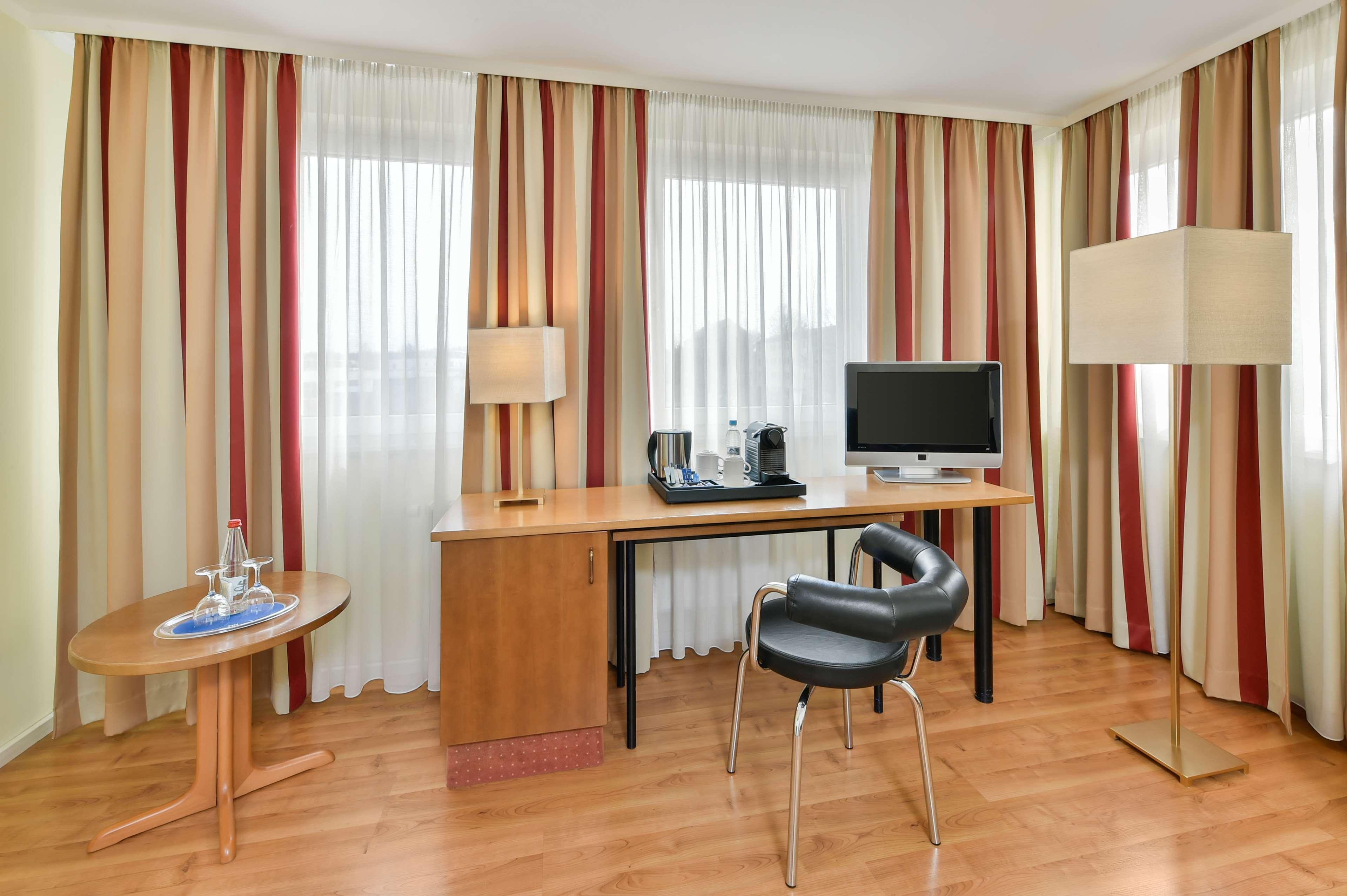 Nh City Sued Hotel 3*