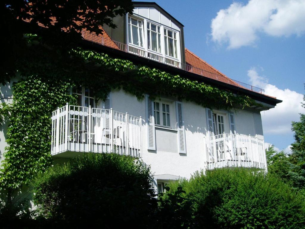 Gasthof Am Schlosspark 3*