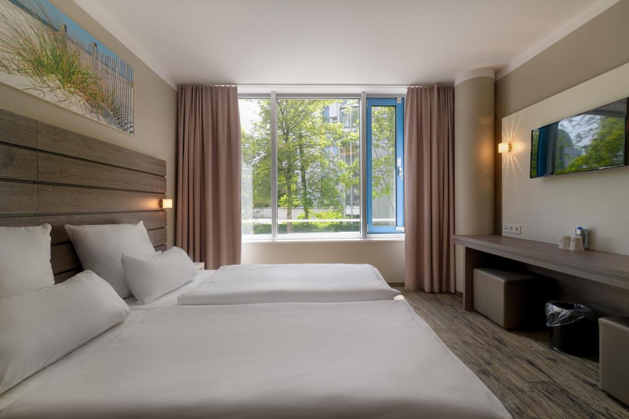 Tulip Messe Hotel 4*
