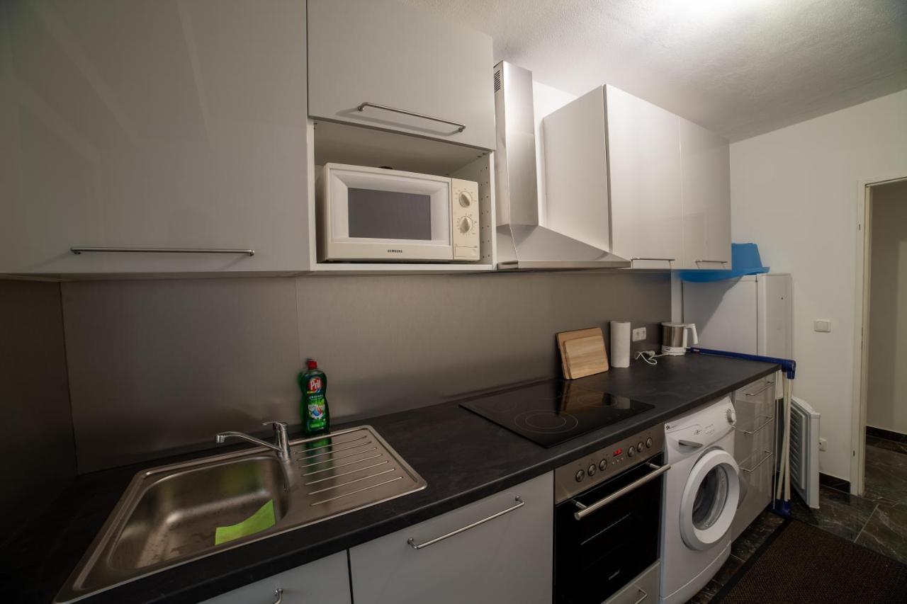 Beautiful 2-bedroom-apartment Near Olympiapark Apartment München