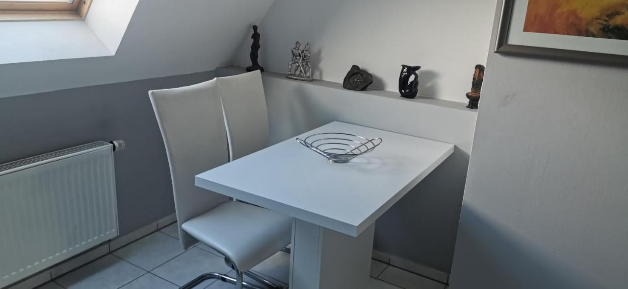 Apartment Grosszuegige Sehr Ruhig Munich
