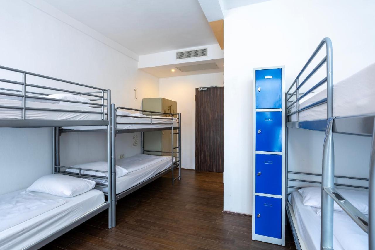 Hostel Jaeger's *
