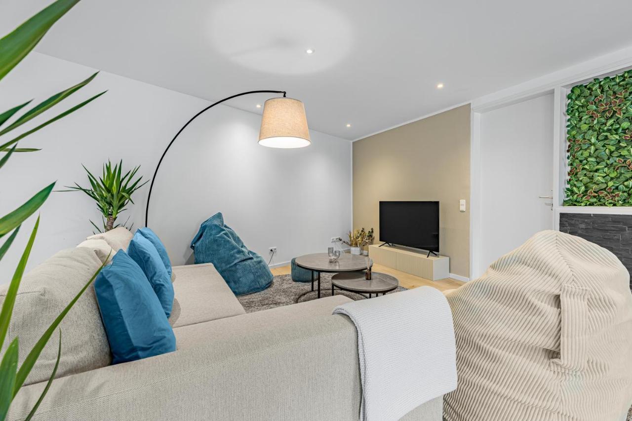 Prime - Fuer 6 - Neu & Modern Apartment Munich